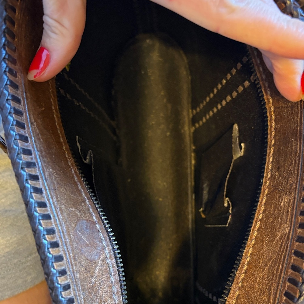 Hand tooled Leather Western Bag - Picture 3 of 3